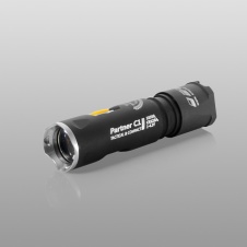 Тактический фонарь Armytek Partner C1 Pro (тёплый свет)